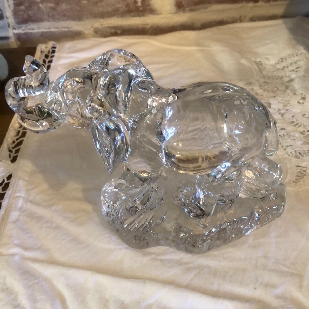 HOME DECOR ELEPHANT 24% Lead Crystal Princess House Excellent Condition